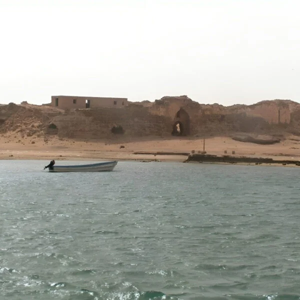 Yemen kamaran island portuguese fort orig 1 600x600